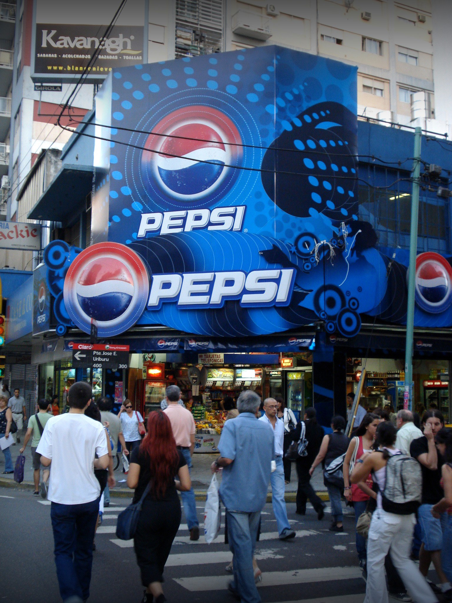 Pepsi POS Open 25 Drusgstore Kiosko Choreography Marquee Environmental Customized